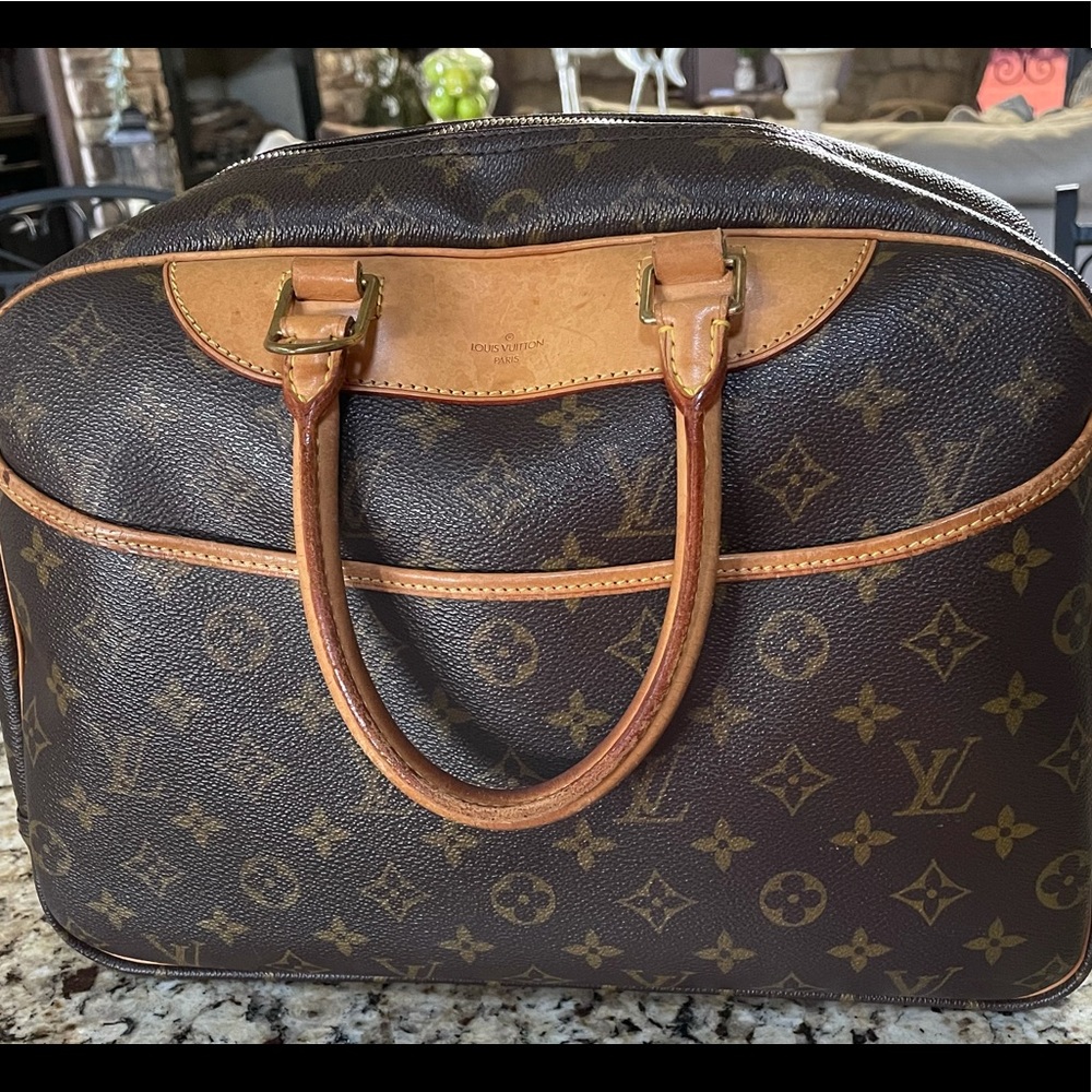 Louis Vuitton Deauville